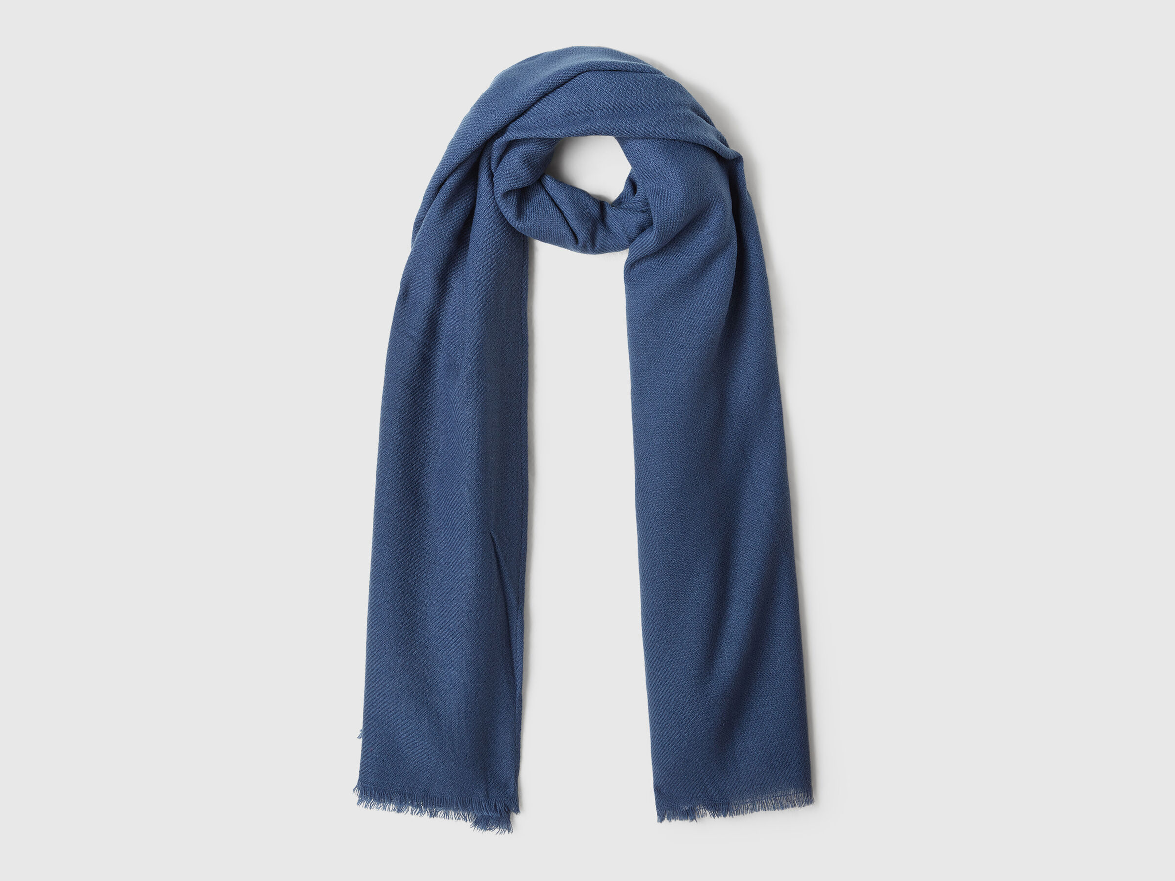 SCARF Women image number 3